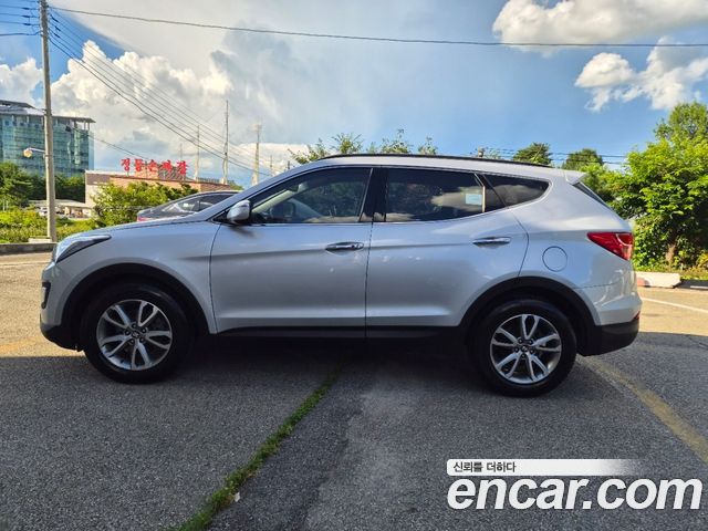 Hyundai Santafe Diesel(e-VGT) 2.0 4WD Premium — пробег 233 955 км — фото 4 из 5