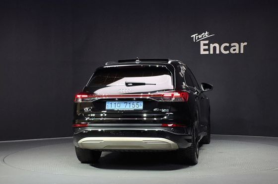 Audi Q4 e-tron 40 — пробег 48 397 км — фото 4 из 5