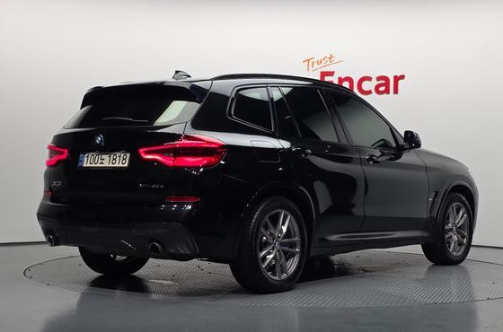 BMW X3 xDrive 30e M Sport — пробег 61 296 км — фото 2 из 5