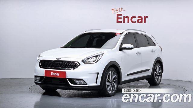 Kia Niro Noblesse — пробег 151 874 км — фото 1 из 5