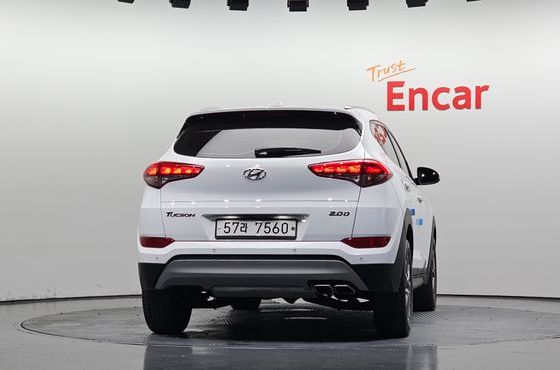 Hyundai Tucson Diesel 2.0 2WD Modern — пробег 76 889 км — фото 4 из 5