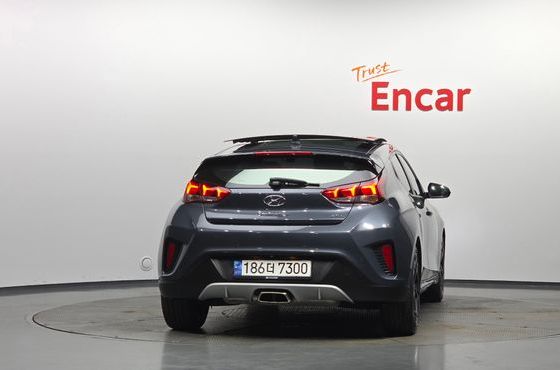 Hyundai Veloster 1.4 Turbo Modern Core — пробег 97 589 км — фото 4 из 5