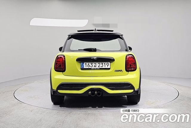 Mini Cooper Classic Third Generation — пробег 27 068 км — фото 4 из 5