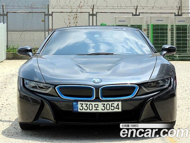 BMW i8 Roadster — пробег 90 333 км — фото 2 из 5