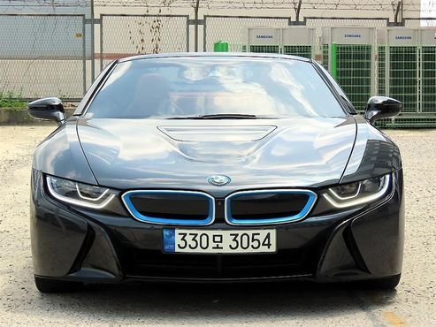 BMW i8 Roadster — пробег 90 333 км — фото 5 из 5