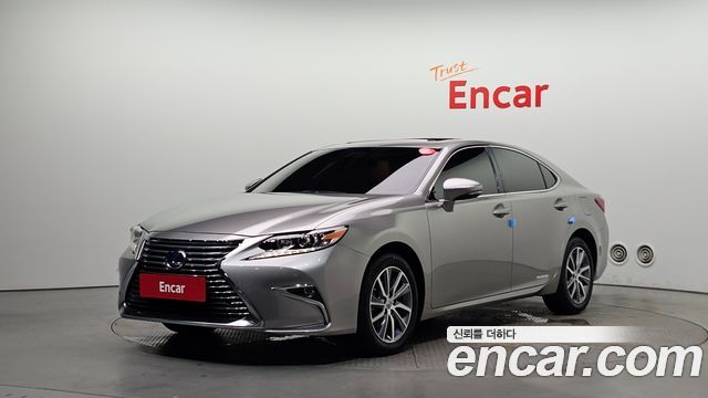 Lexus ES Supreme XV60 — пробег 96 034 км — фото 1 из 5