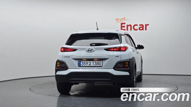Hyundai Kona из Кореи Encar