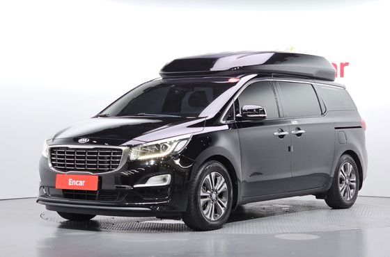 Kia Carnival 11-Seater Hi-Limousine Prestige — пробег 123 134 км — фото 1 из 5