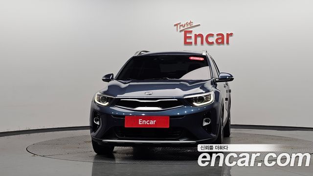 Kia Stonic из Кореи Encar