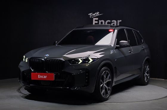 BMW X5 xDrive 40i M Sport — пробег 6 233 км — фото 1 из 5