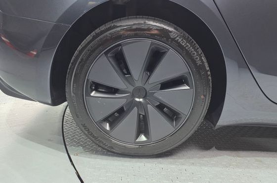 Tesla Model 3 Premium Long Range RWD — пробег 1 325 км — фото 5 из 5