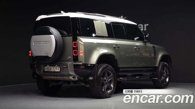 Land Rover Defender 110 P300 X-Dynamic SE — пробег 49 397 км — фото 2 из 5