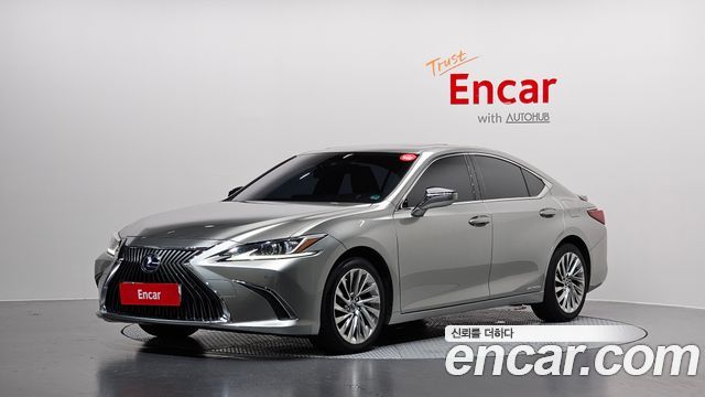 Lexus ES Luxury Plus — пробег 117 425 км — фото 1 из 5