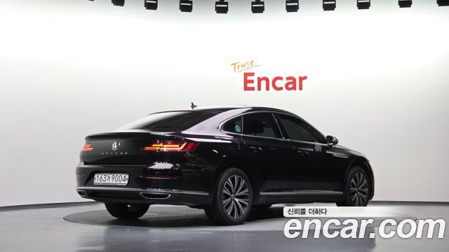 Volkswagen Arteon 2.0 TDI Premium — пробег 95 481 км — фото 2 из 5
