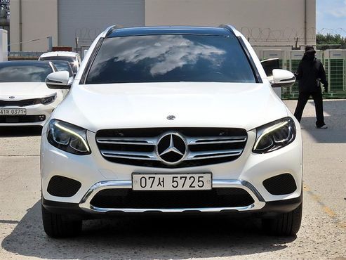 Mercedes-Benz GLC-Class GLC220 d 4MATIC — пробег 28 571 км — фото 1 из 5