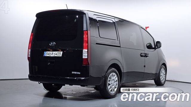 Hyundai Staria из Кореи Encar