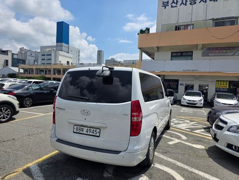 Hyundai Starex Van 5-Seater Modern — пробег 108 613 км — фото 2 из 5