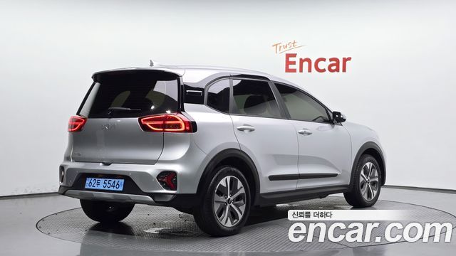 Kia Niro из Кореи Encar