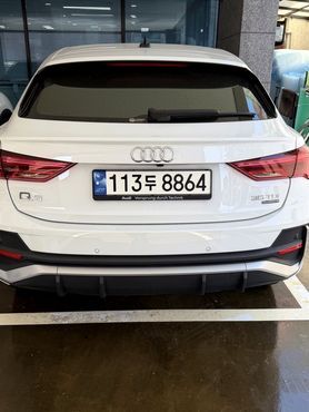 Audi Q3 35 TDI Quattro Premium Sportback — пробег 18 000 км — фото 4 из 5