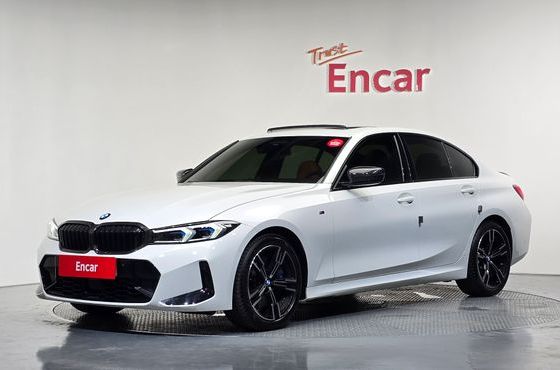 BMW 3-Series 320i M Sport — пробег 5 048 км — фото 1 из 5