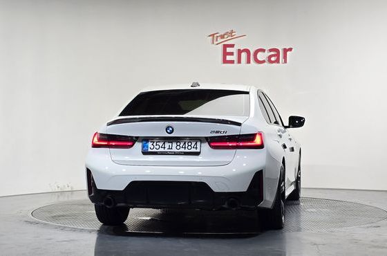 BMW 3-Series 320i M Sport — пробег 5 048 км — фото 4 из 5