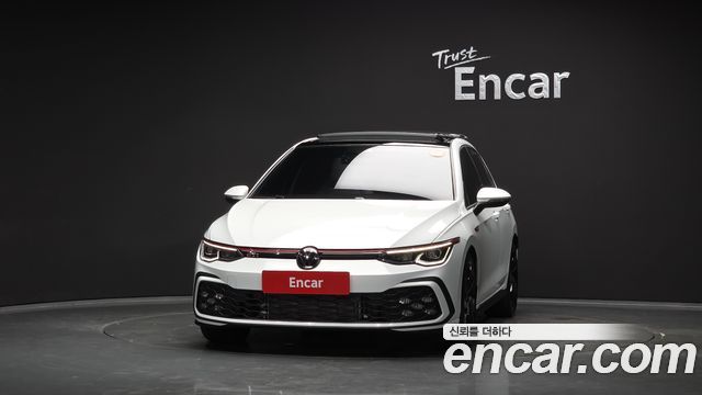 Volkswagen Golf 2.0 GTI — пробег 10 959 км — фото 3 из 5