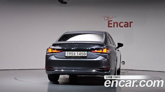 Lexus ES из Кореи Encar
