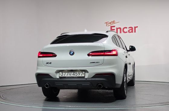 BMW X4 xDrive20i M Sport X — пробег 66 391 км — фото 4 из 5