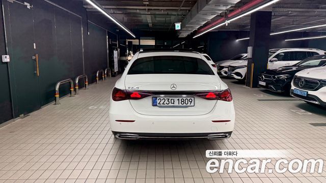 Mercedes-Benz E-Class из Кореи Encar