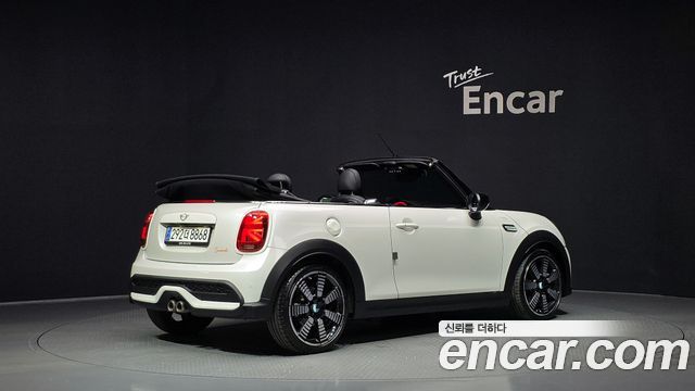 Mini Cooper Convertible Seaside Edition 3rd — пробег 62 356 км — фото 2 из 5