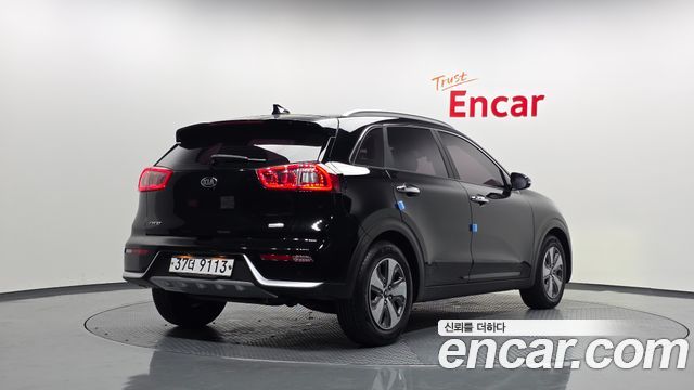 Kia Niro из Кореи Encar