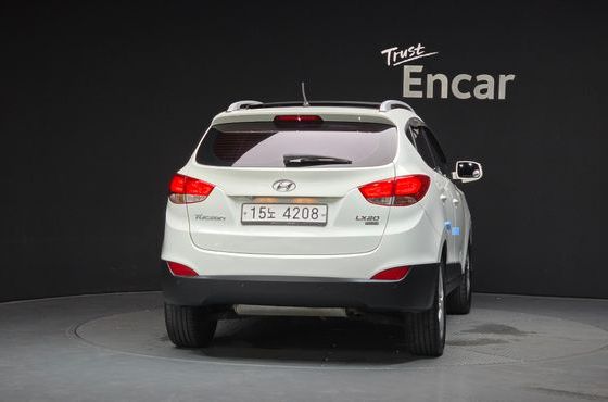 Hyundai Tucson Diesel 2WD LX20 Luxury — пробег 165 416 км — фото 4 из 5