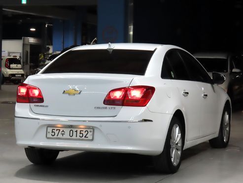 Chevrolet (Daewoo) Cruze 1.8 LTZ — пробег 35 200 км — фото 4 из 5