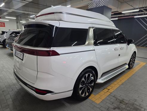 Kia Carnival Diesel 9-Seater Hi-Limousine Signature — пробег 71 155 км — фото 2 из 5