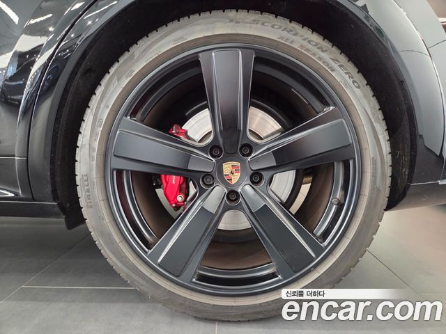 Porsche Cayenne 4.0 GTS Coupe — пробег 7 471 км — фото 5 из 5