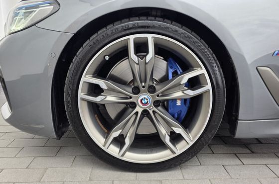 BMW 5-Series M550i xDrive — пробег 47 497 км — фото 5 из 5