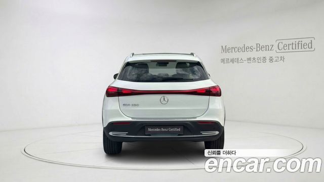 Mercedes-Benz EQA EQA250 Progressive — пробег 5 954 км — фото 4 из 5
