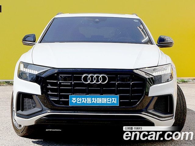 Audi Q8 55 TFSI Quattro Premium — пробег 101 456 км — фото 1 из 5