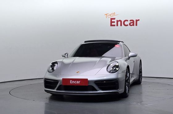 Porsche 911 Carrera 4 GTS — пробег 15 971 км — фото 3 из 5