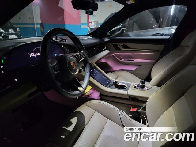 Porsche Taycan Base — пробег 24 501 км — фото 5 из 5