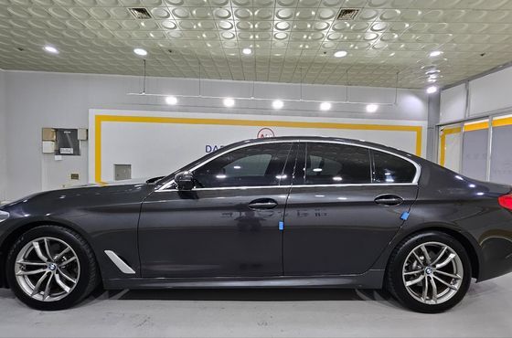 BMW 5-Series 520d M Sport Package Plus — пробег 134 233 км — фото 3 из 5