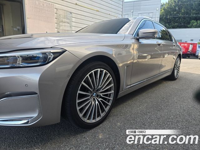BMW 7-Series 730Ld xDrive — пробег 113 033 км — фото 2 из 5