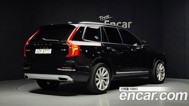 Volvo XC90 D5 Inscription — пробег 123 946 км — фото 2 из 5