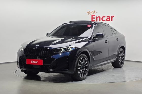 BMW X6 xDrive40i M Sport — пробег 19 282 км — фото 1 из 5
