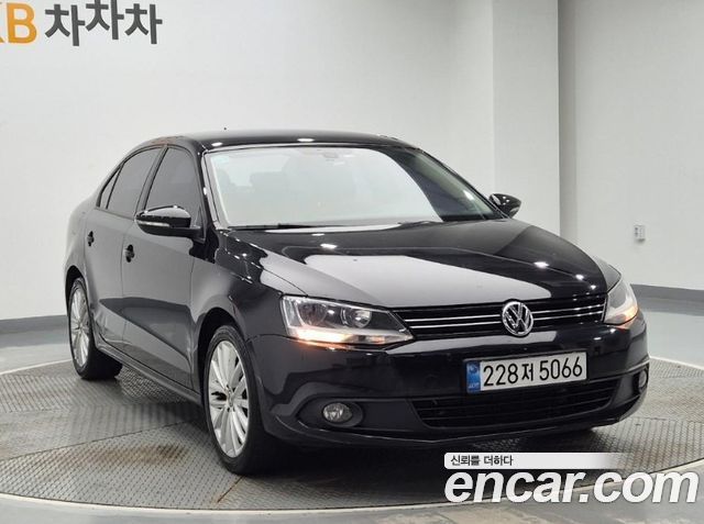 Volkswagen Jetta 1.6 TDI Blue Motion 6th — пробег 122 795 км — фото 2 из 5