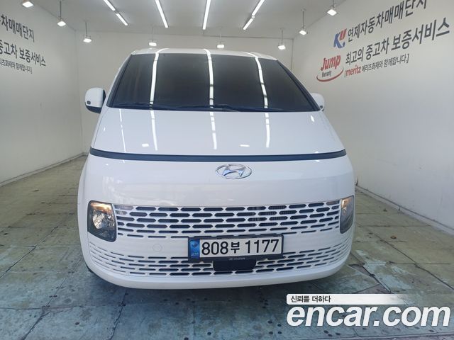 Hyundai Staria Cargo 5-Seater Modern — пробег 40 000 км — фото 1 из 5