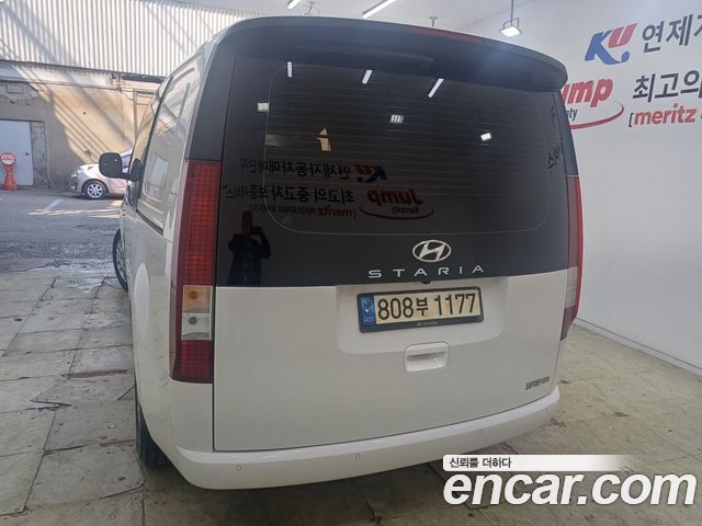 Hyundai Staria Cargo 5-Seater Modern — пробег 40 000 км — фото 4 из 5