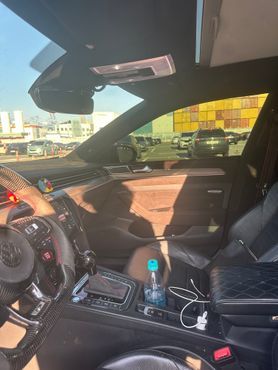 Volkswagen Arteon 2.0 TDI Prestige — пробег 278 000 км — фото 4 из 5