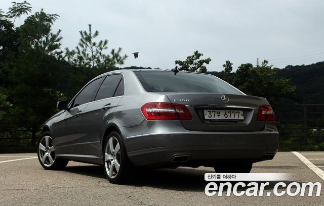 Mercedes-Benz E-Class E350 — пробег 85 000 км — фото 3 из 5