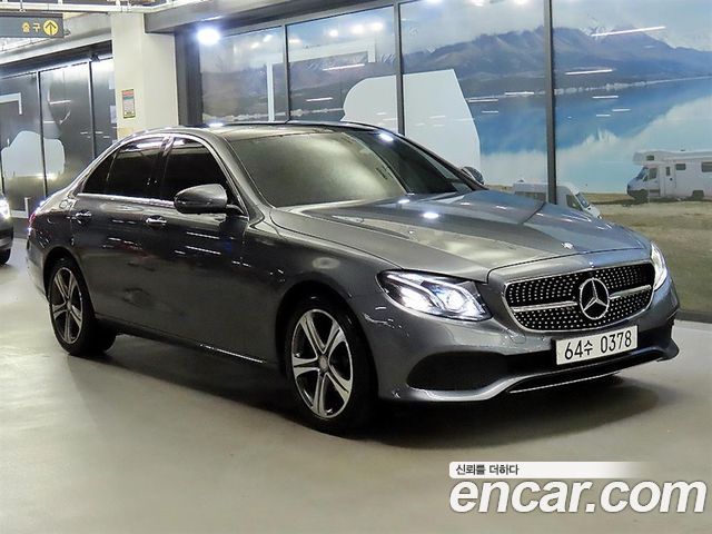 Mercedes-Benz E-Class E300 4MATIC Avnatgarde — пробег 175 878 км — фото 1 из 5